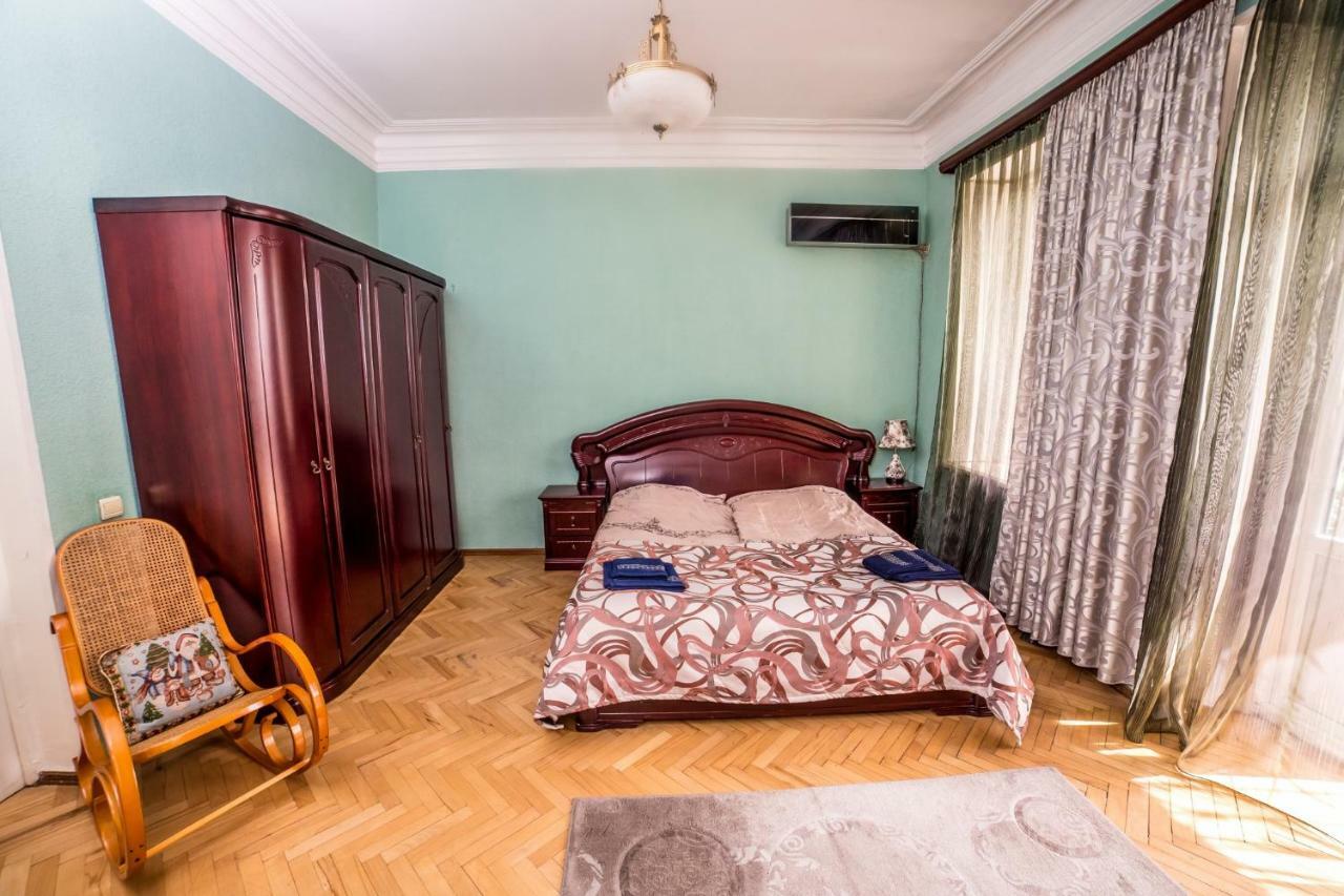 Gold District Apartment Tiflis Exterior foto
